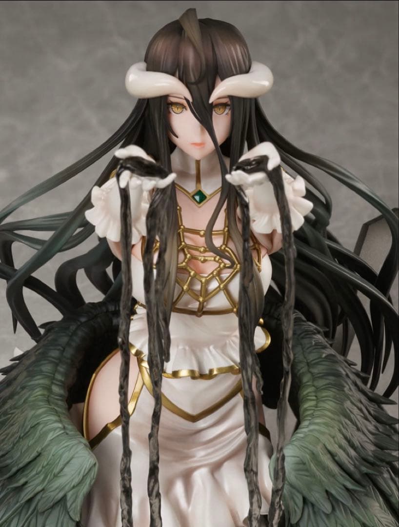 

[USED] Albedo White Dress ver. 1/7 scale figure