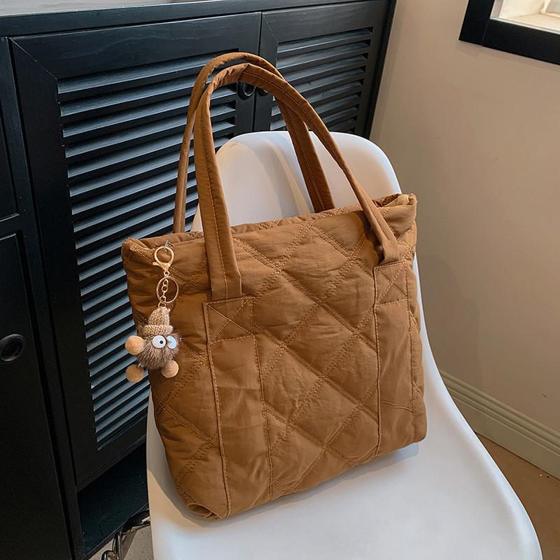 2024 New Style Fashionable Embroidered Pendant Large Capacity Commuter Casual Shoulder Tote Bag Women Street Trend