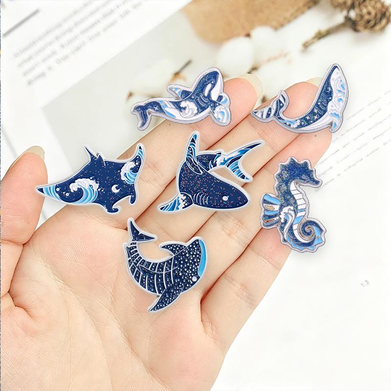 Xiaomi Cartoon Glitter Underwater Marine Creature Enamel Pin Cute Whale Dolphins Sharks Octopus Manta Ray Seahorse Badge Jewelry Brooch