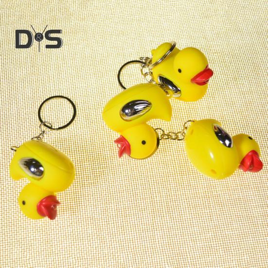 Elektroschock-Enten-Schlüsselanhänger, neuartiges Streich-Gadget-Spielzeug, kleiner elektrischer Touch-Schlüsselanhänger für Witzliebhaber, urkomisches Trickgeschenk