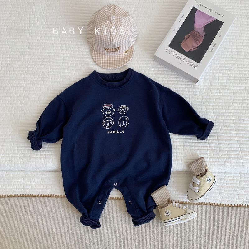 Spring Korean Style Unisex Baby Romper: Trendy, Loose-fit Cotton Pullover for Outdoor Play