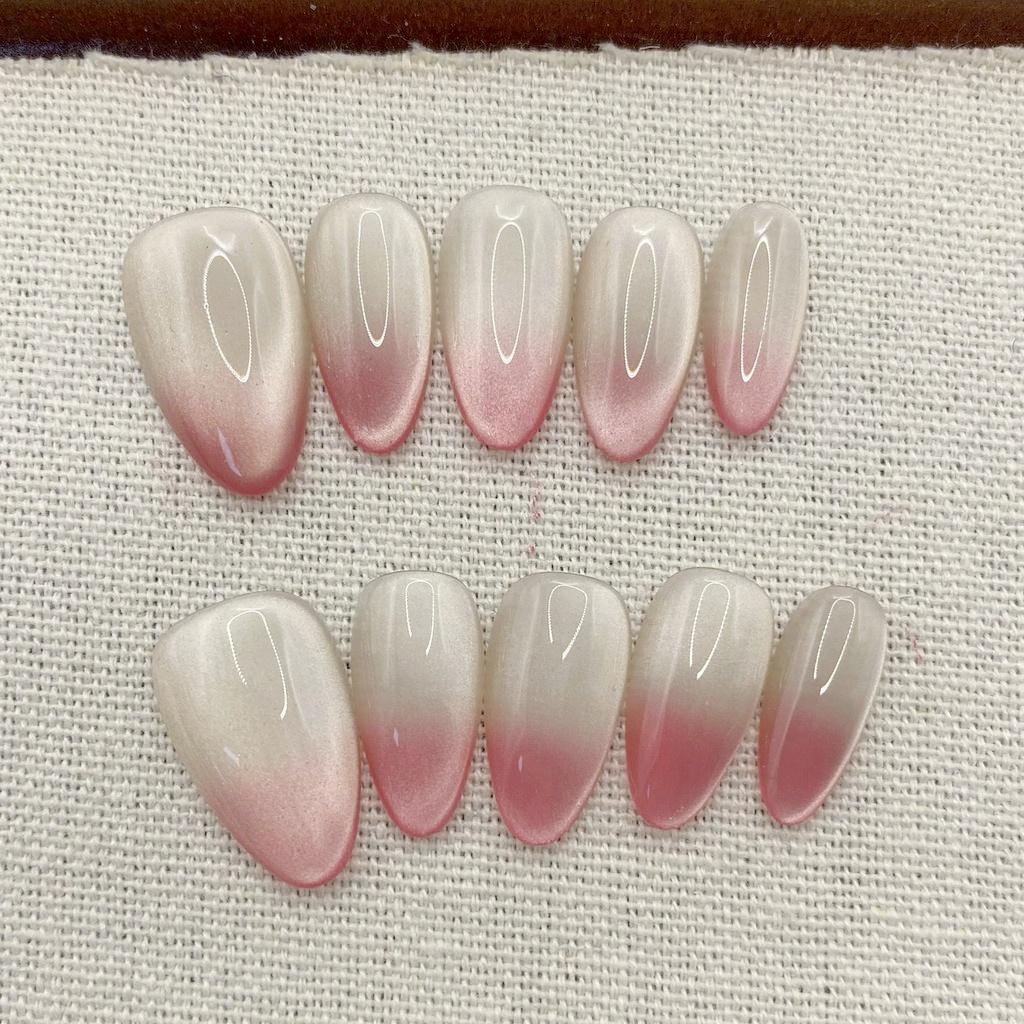 Handmade Press On Nail French Simple Sweet Fresh Peach Pink Gradation Cat Eye Short Oval Fake Nail Patch Artificial Nail Reusable XS