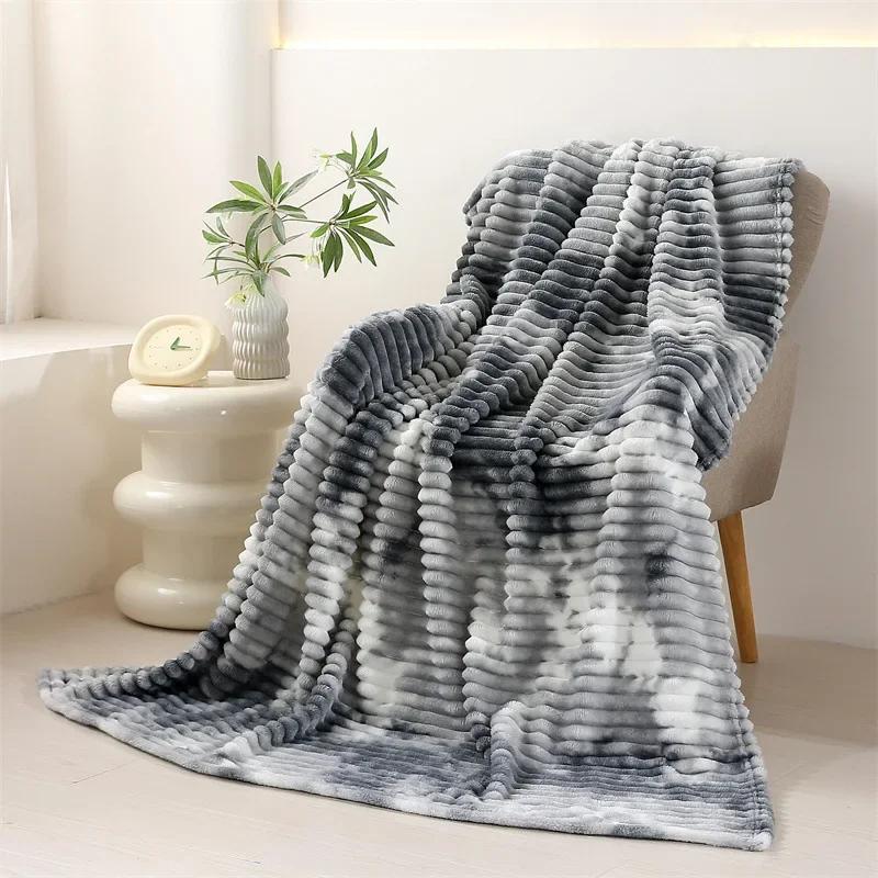 Soft Plush Fleece Throw Blanket Ultra Warm Cozy Blanket for All Seasons Comfortable Air Conditioning Nap Lunch Break Home Decor