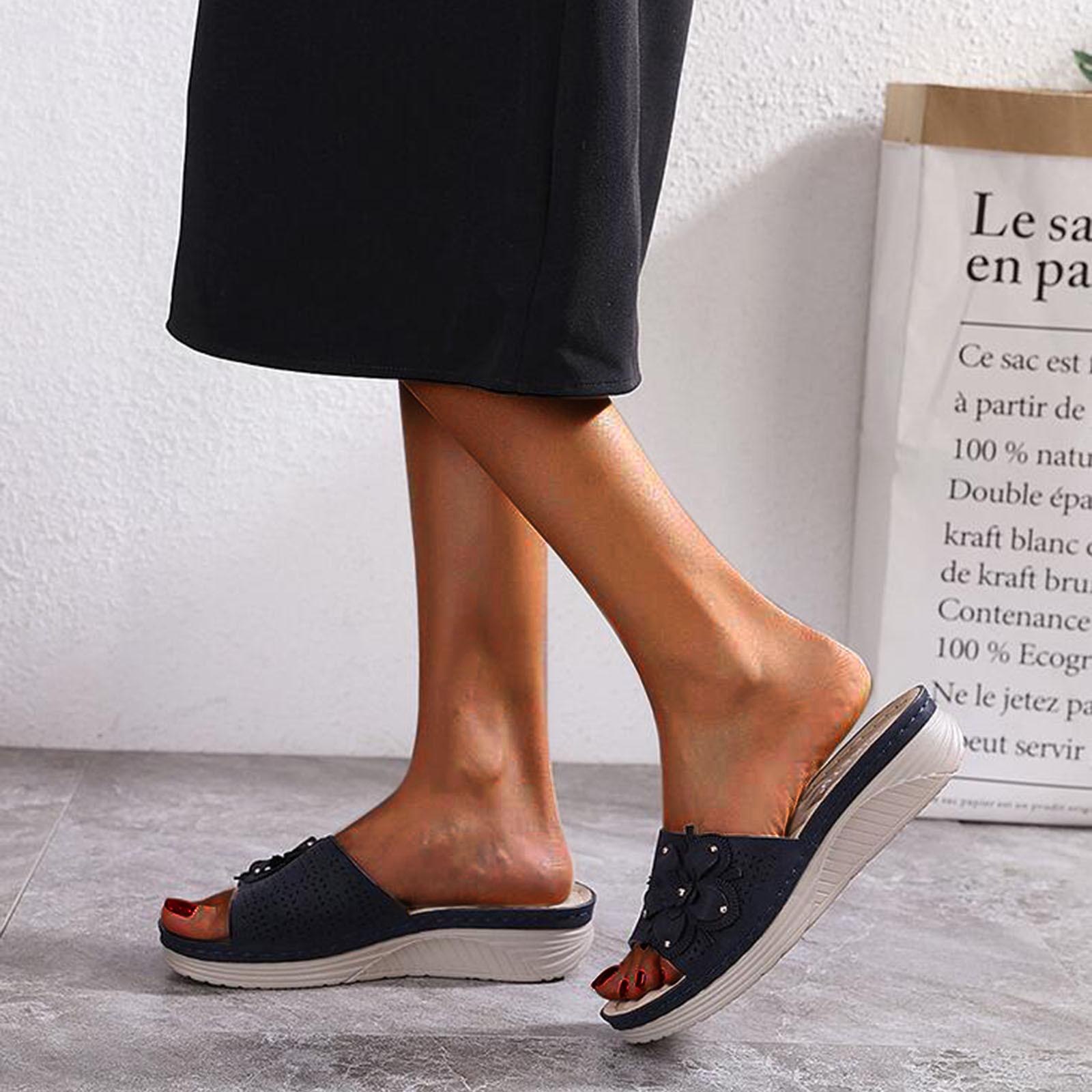 

Slippers For Older Women Large Flower Slippers Women Casual Slope Summer Heel Women S Slipper Pantuflas Mujer 38 темно-синього кольору