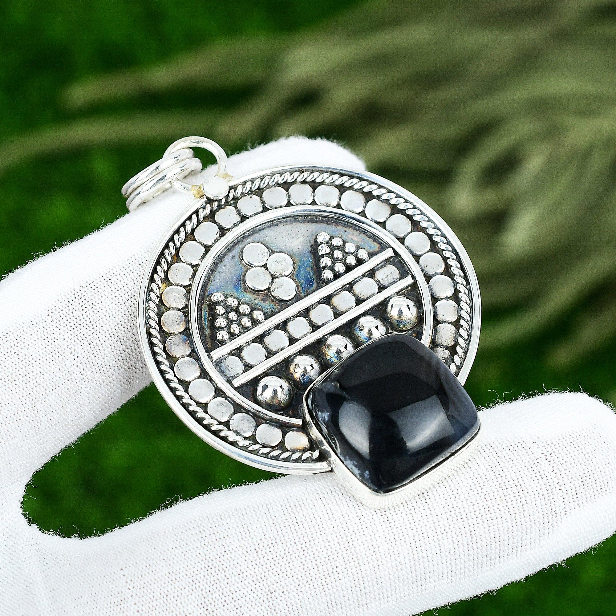 

Распродажа ко Дню дружбы Подвеска из камня сардоникс серебро 925 пробы Арт-деко на день рождения