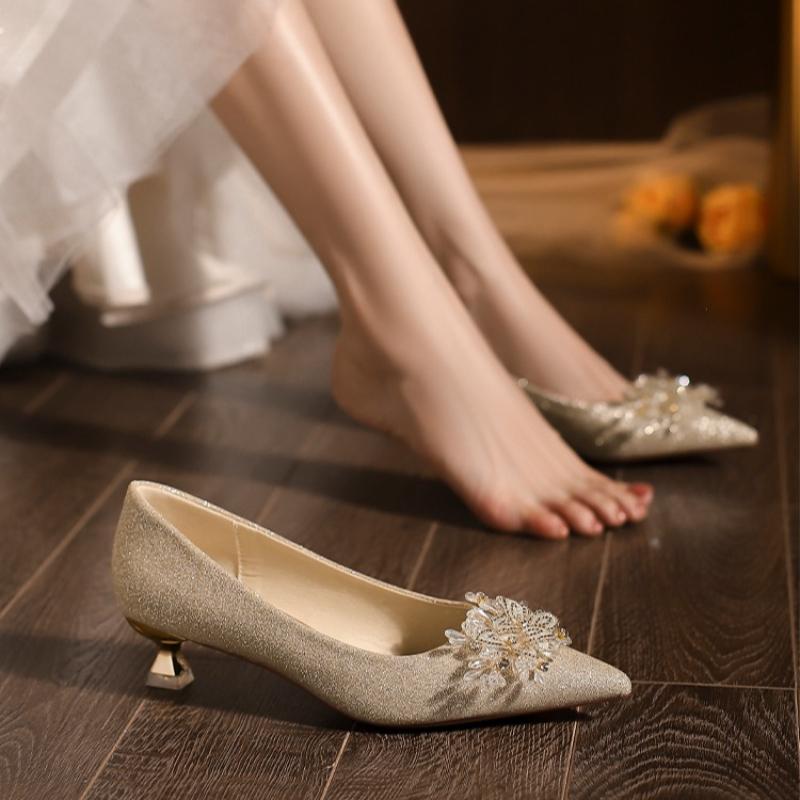 2026  Leisure Classic Pumps Female Slip on Thin High Heels Pointed Toe Wedding Shoes for Women Flower Crystal Bling Summer Shoes