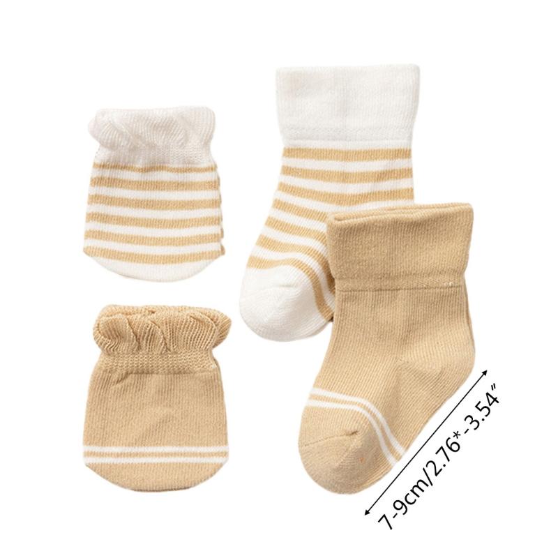 4 Pairs/Set Baby Gloves Socks Bundle 0-3 Months Anti Scratch Soft Mittens Newborn Set Elastic Stockings for Baby Gift