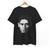Maglietta Franz Kafka: T-shirt Grafica Letteraria Esistenziale