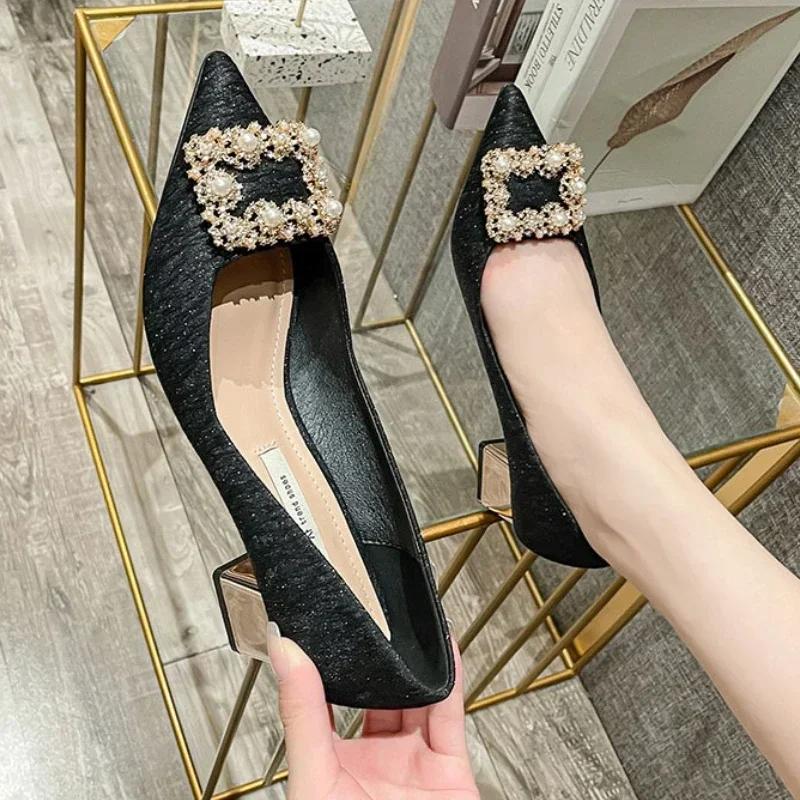 Women's  Spring and Autumn New French Pearl Water Diamond Pointed High Heels with Middle Heels and Shallow Mouth Single Shoes