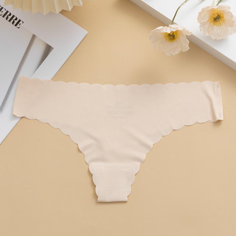 

Бесшовные трусики из ледяного шелка с низкой талией: Дышащие и Тонкие с Ластовицей из Чистого Хлопка для Женщин Плюс Сайз Medium