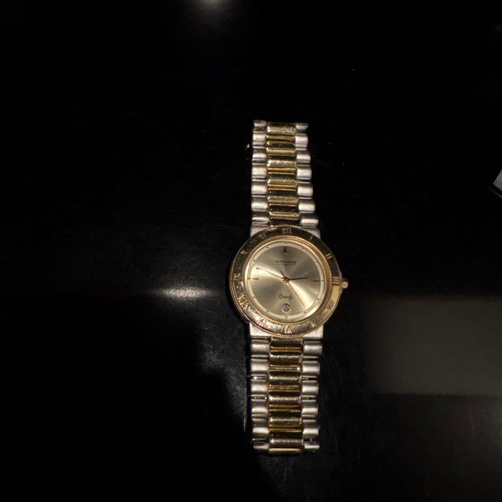 Used (Good Condition) WITTNAUER Quartz Round 3-hand Watch