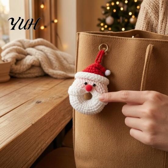 Christmas Tree Pendant Crochet Doughnut Keychain, Handmade Santa Claus/Reindeer/Penguin/Bear/Flower Wreath for Hand Knitted Keychain Bag Keys,