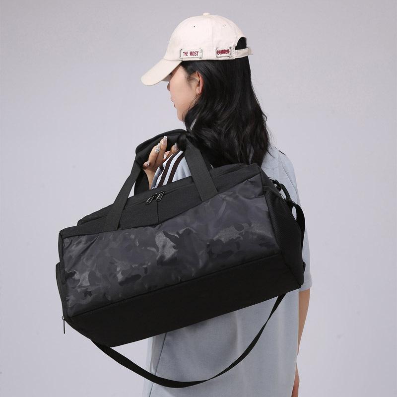 Personalized Niche Design, Large Capacity Portable Travel Bag, Dry and Wet Separation Belt Shoe Bin Fitness Bag Can Be Used for Pulling Rod