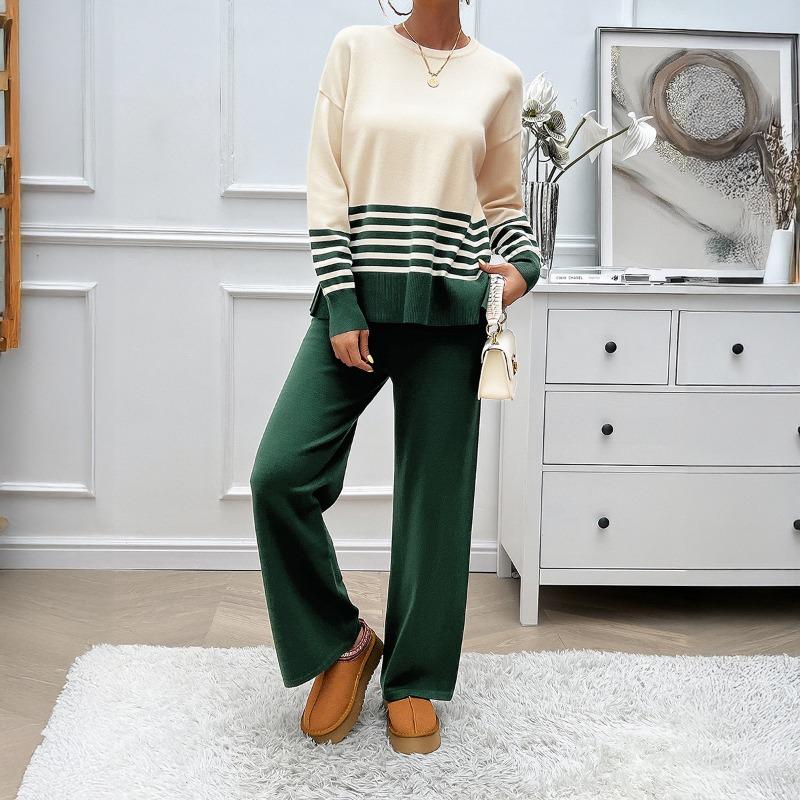 

Vacation and Casual Style Contrasting Color Striped Straight Two-piece Women s Suit for Spring and Summer XL зелений