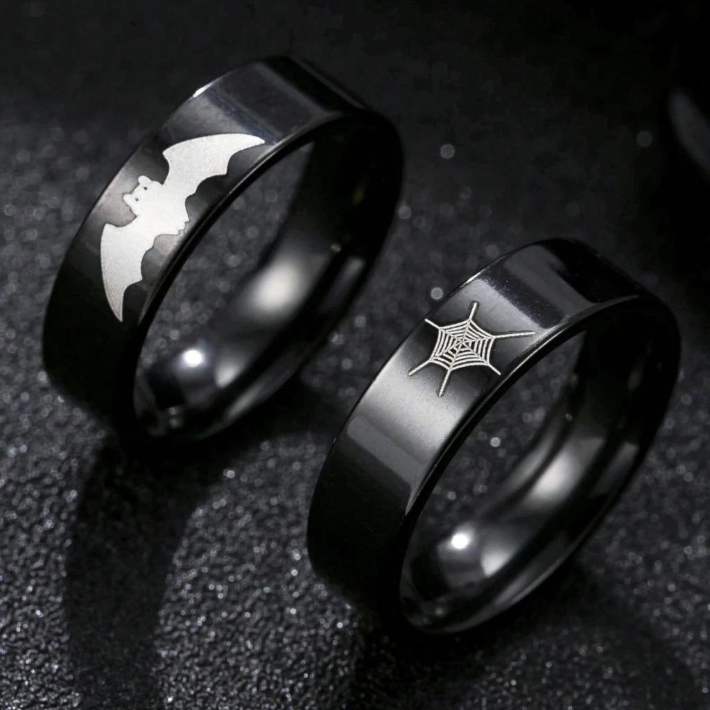 2-Piece Gothic Halloween Stainless Steel Bat & Spiderweb Couple Rings