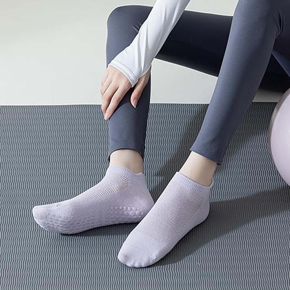 6 Pairs Non-Slip Yoga Socks for Women – Breathable Mesh Pilates Grip Socks for Summer and All Seasons