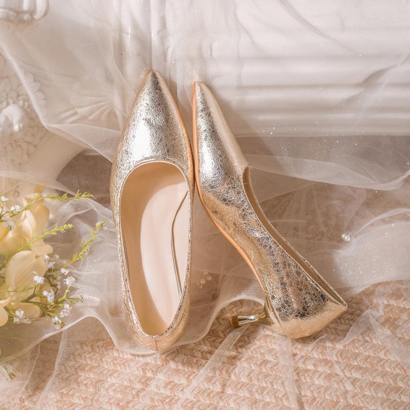 2025 summer new pointed head shallow mouth pleated temperament thin heel single shoes female banquet socialite French high heels