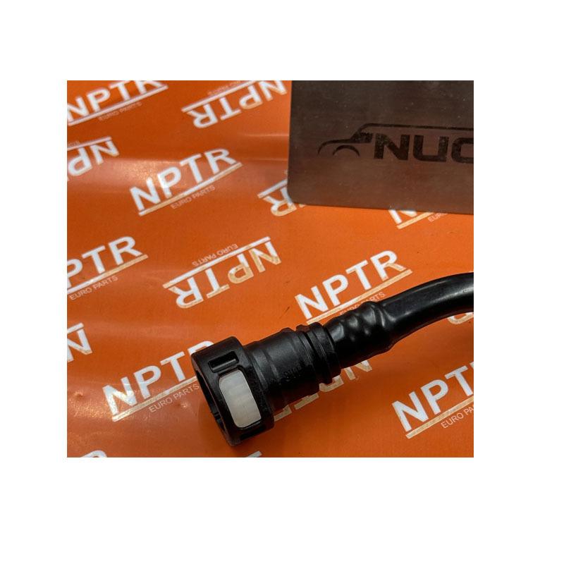 Use for M-a-n Truck Fuel Pipe 51123075796 51.12307-5796 Fuel Hose