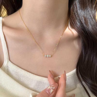 Collar con Colgante de Diamante Chapado en Oro de 18 Quilates de Plata de Ley S925 para Mujer - Cadena Clavicular Versátil de Gama Alta
