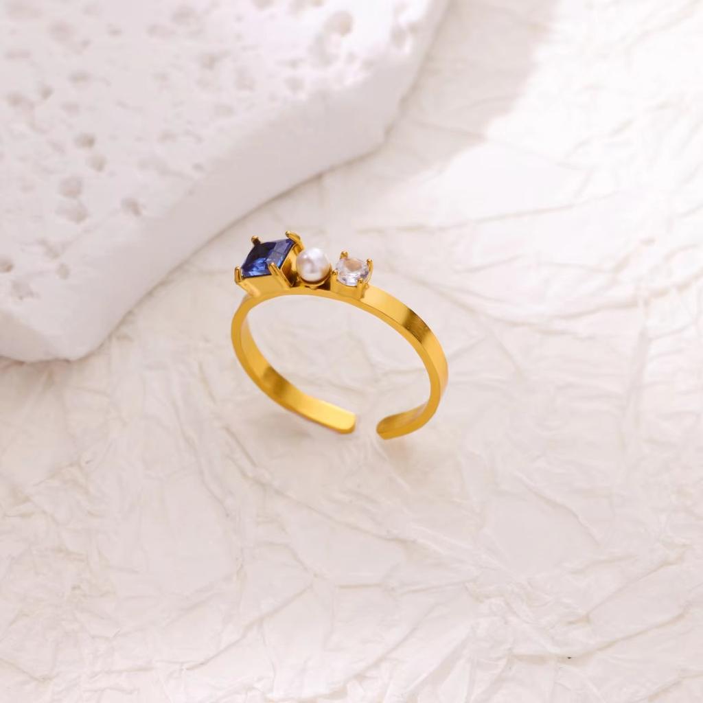 Fashion Wind Moon Butterfly Titanium Steel Ring K Gold Plated Pearl Inlaid Geometric Women's Hand Jewelry