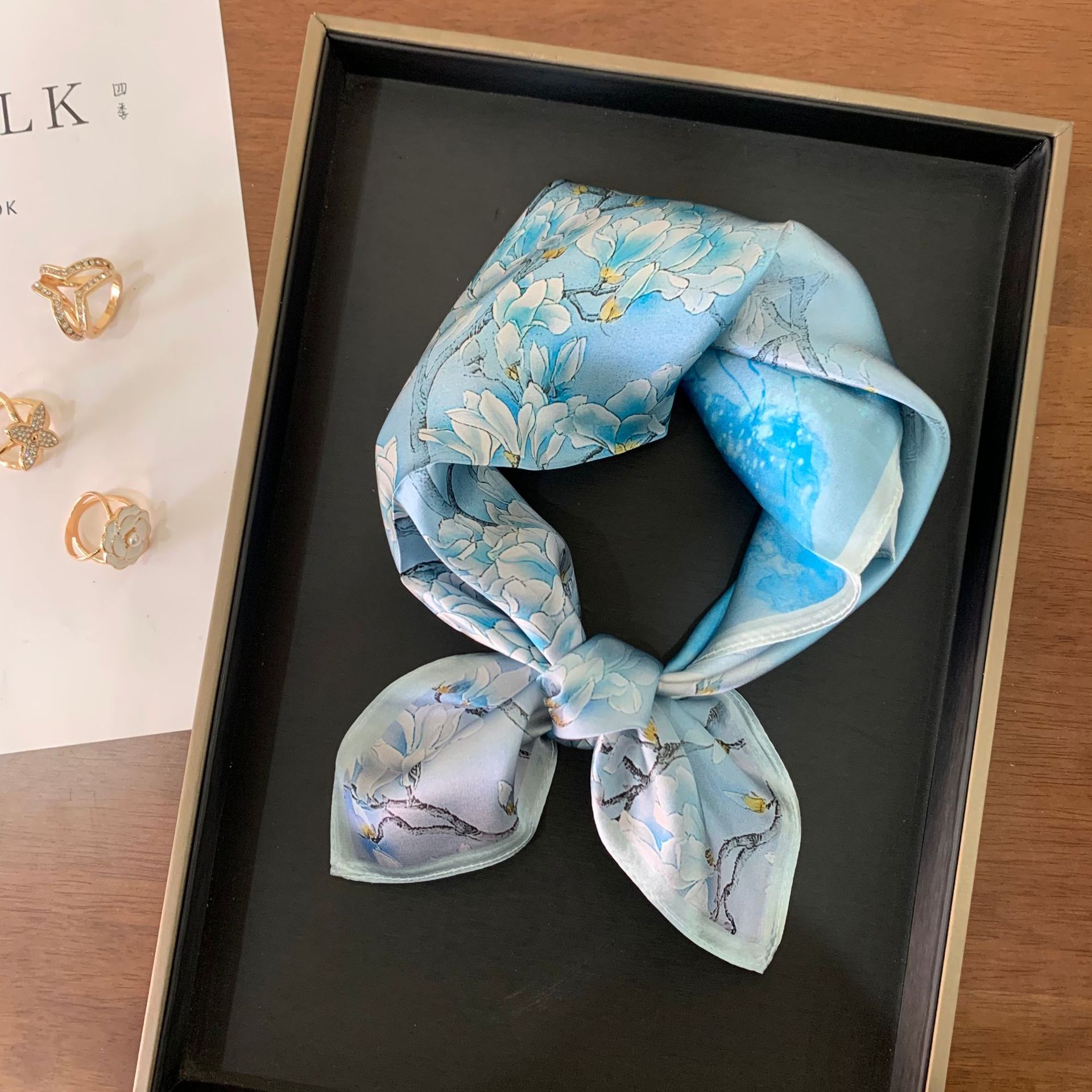 Premium temperament elegant wind peach blossom silk scarf Hangzhou silk mulberry silk scarf decorative scarf 53 small square scarf 53-53