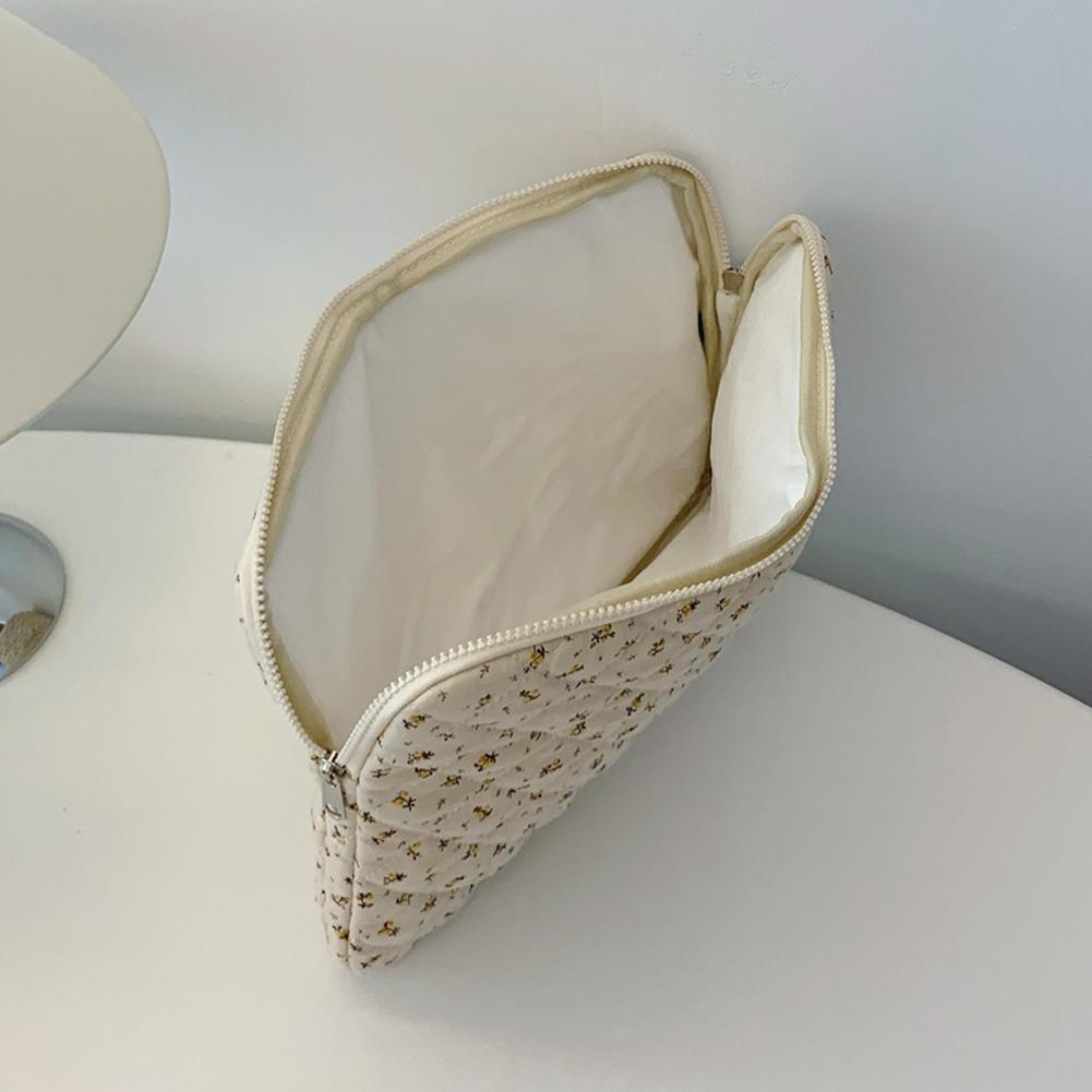 Flower Printed Laptop Carrying Case Quilted Laptop Case Protective Cute Computer Sleeve for 11-15 Inch Laptop Tablet