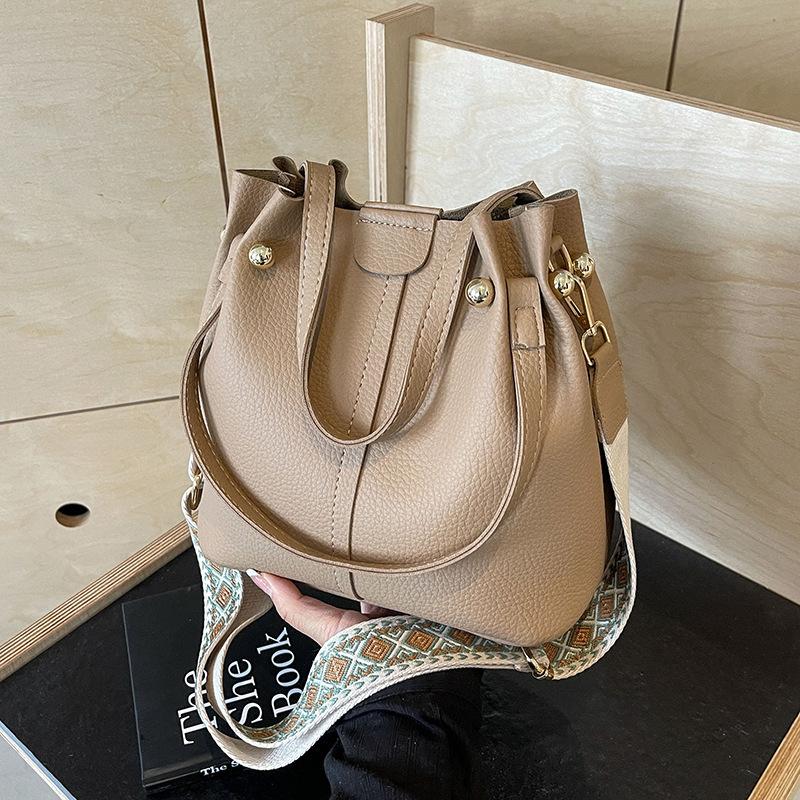 Bag Korean high-end versatile bucket bag spring/summer 2026 new broadband shoulder crossbody bag women's handbag