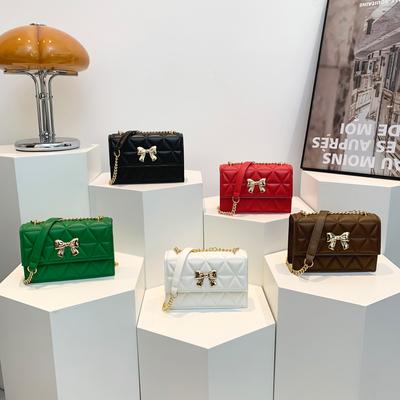 Chain Underarm Bag for Women In Summer New Fashion and Fashionable Diamond Embroidered Thread Single Shoulder Crossbody Bag Small Square Bag