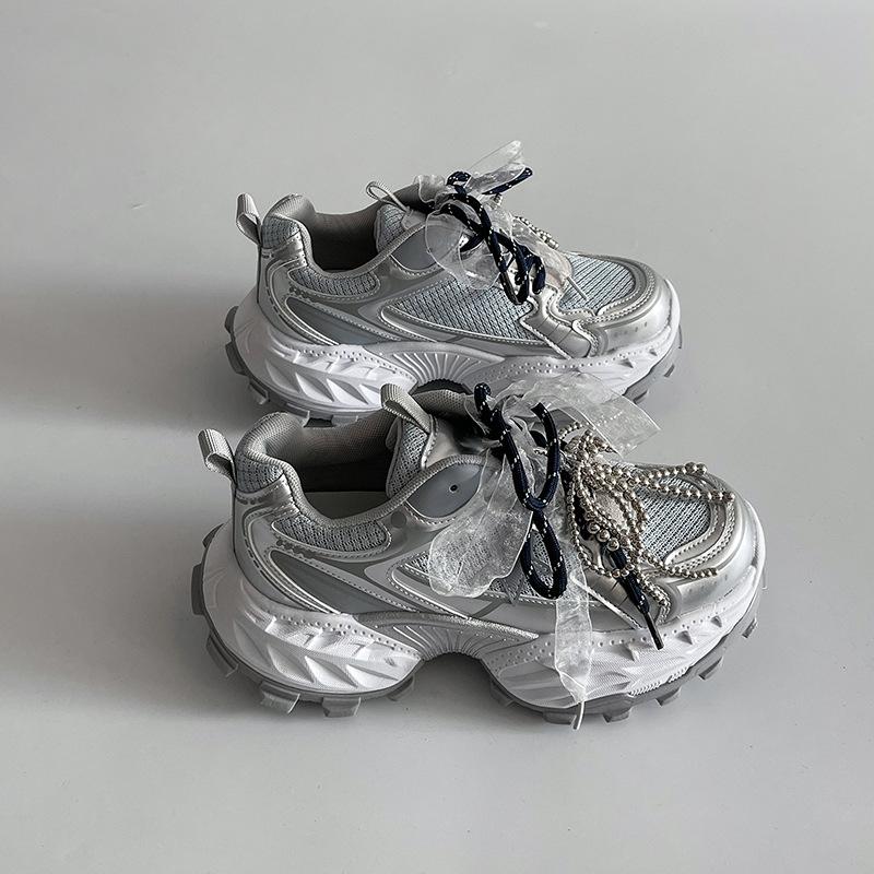

Сетчатые кроссовки на шнуровке женские 2025 весна и лето новая ретро спортивная повседневная обувь модные туфли на толстой подошве 40 серебряный