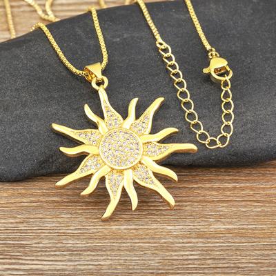 Nidin Ny Mode Solform Glänsande Zirkon Lycko Hänge Halsband 3 Stilar För Kvinnor Punk Stil Nyckelbenskedja Accessoarer Gåvor