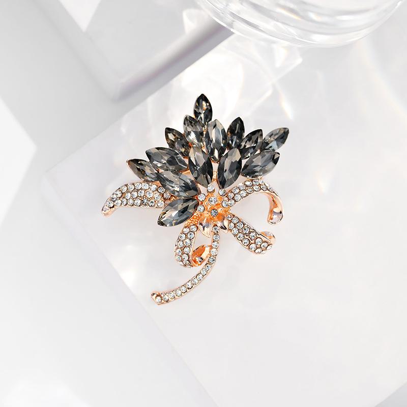 Dilly Snow Shiny Crystal Bauhinia Brooch - Elegant European and American Style Jewelry Accessory