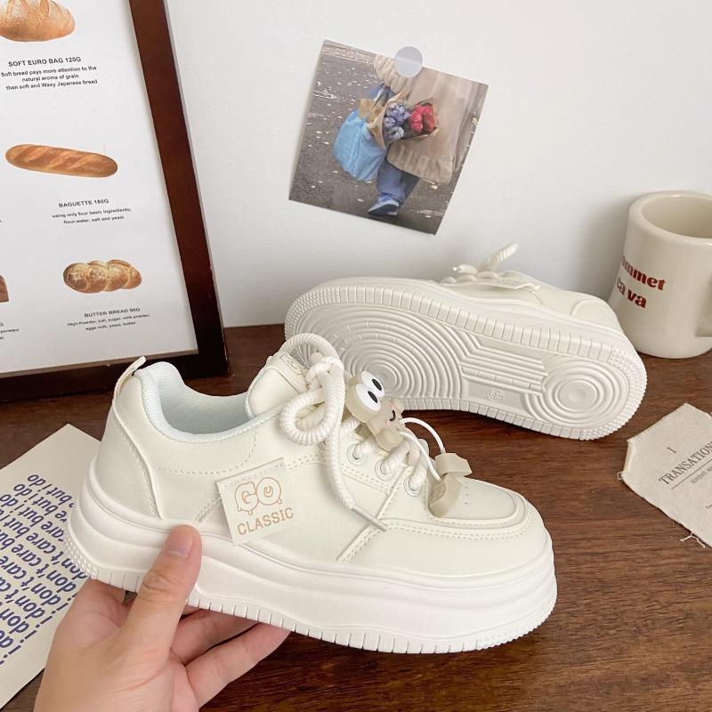The Thick-soled Ugly and Cute Bread Shoes and Sports Board Shoes of The Little White Shoe Girl