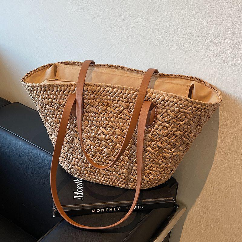 

Beach Vacation Bag Women s 2025 New Popular Woven Shoulder Bag Large Capacity Tote Bag Commuter Straw Bag Khaki