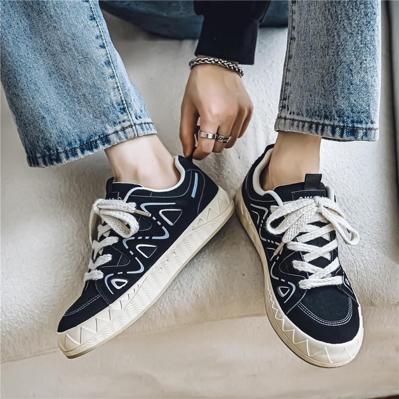 Men's Shoes 2024 Summer New Breathable Casual Sports Lightweight Flat-bottomed Niche Viral Trends Men's Canvas Board Shoes
