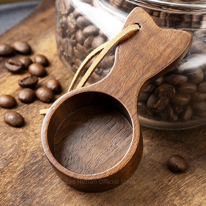 1PC Walnut Coffee Scoop, Solid Wood Scoop, Gram Scoop, Coffee Powder and Milk Powder Measuring Spoon.