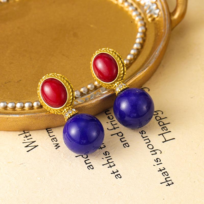 Vintage Böhmische Ohrringe mit Naturstein & Vergoldeten Silbernadeln