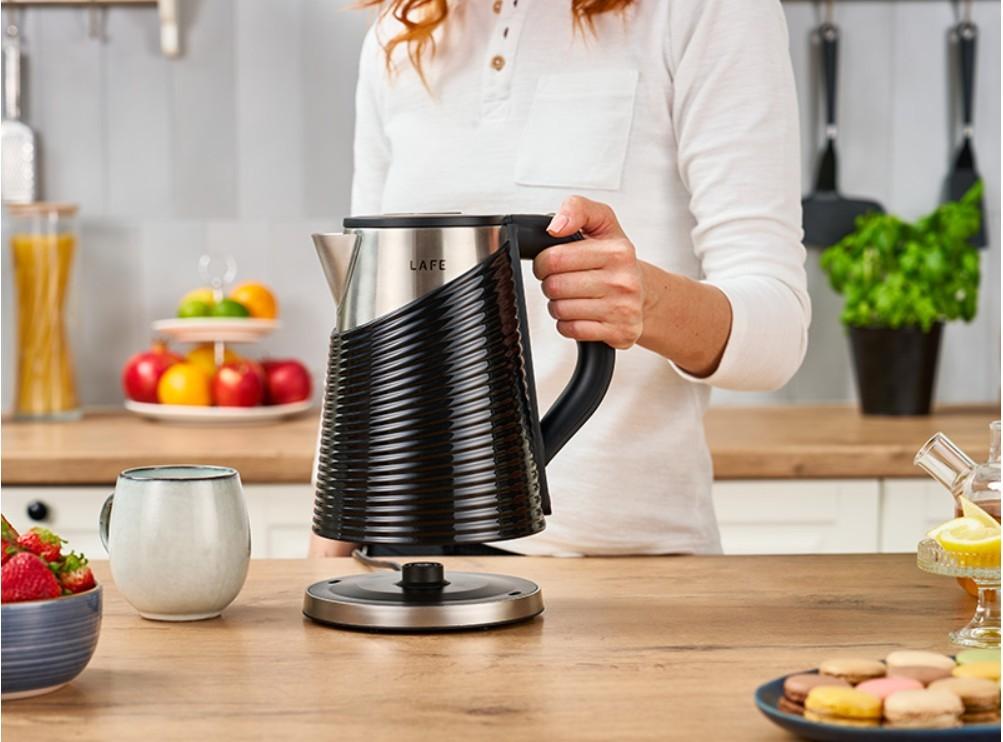 Elegant Black Electric Kettle