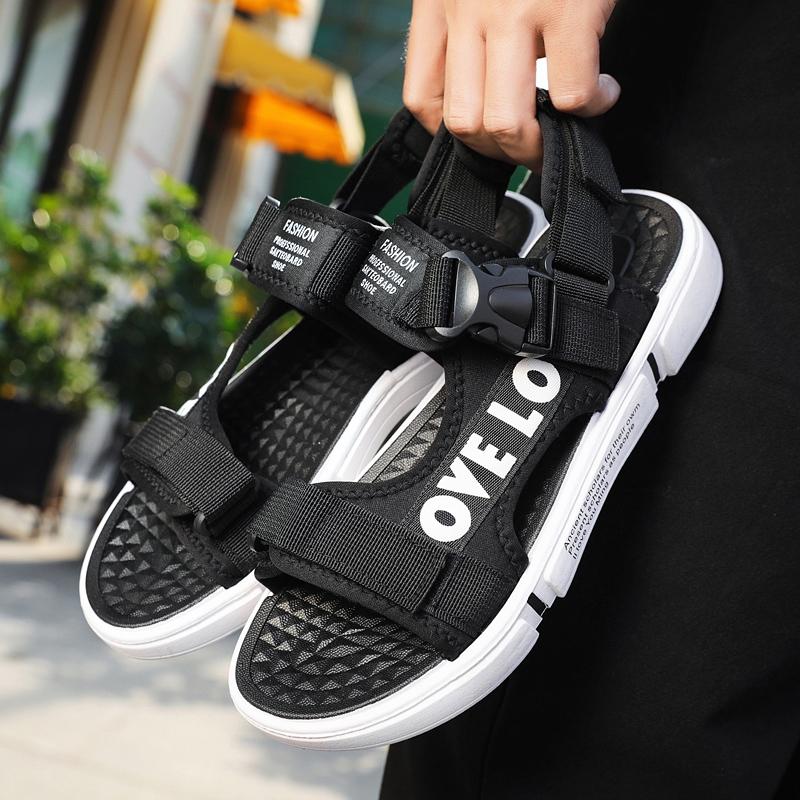 Men Sandals Soft Comfortable Non-Slip Men Shoes High Quality Woven Beach Sandals Mens Gladiator Sandals Summer Casual Flat Shoes