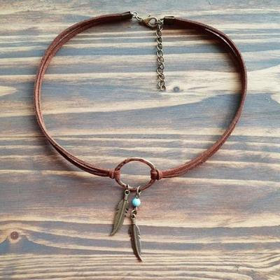Halssnoeren en kettingen – Chokers