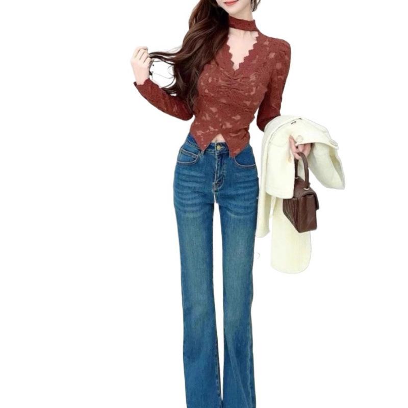 Autumn and Winter Style, with A Bra, Sexy Halter, Stand-up Collar, Lace Top and Velvet Base Layer for Women