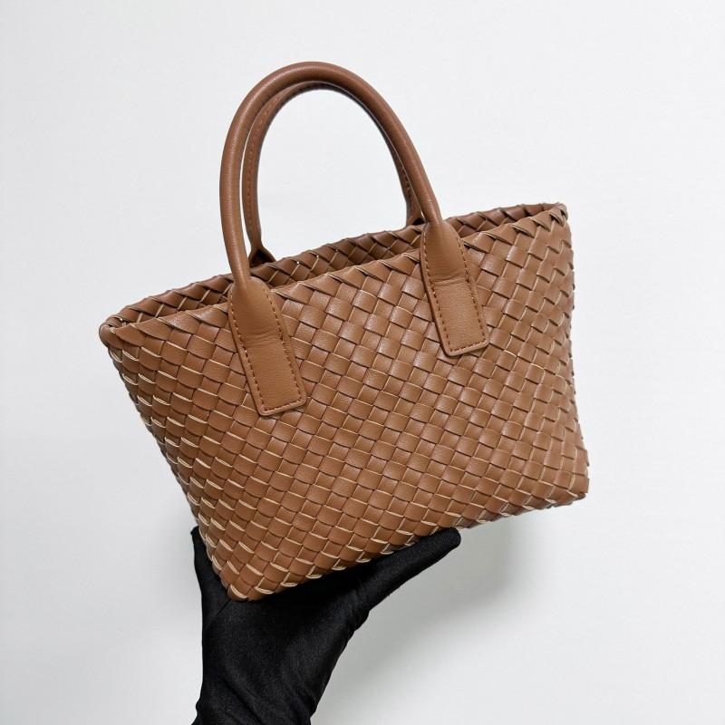 Woven Leather Tote Bag Women Medium Crossbody Handbag Daily Use