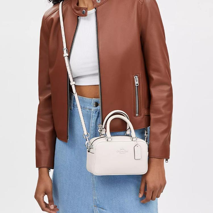 Coach Satchel 19 Letter Logo Zipper Closure Smooth Leather Bowling Bag Shoulder Crossbody Handbag Medium Women Handbags Silver White CT776-SVHA