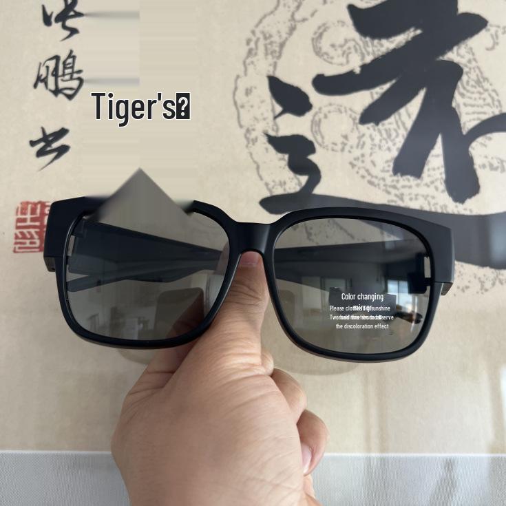 Polarized Flip-up Clip-on Sunglasses for Myopia, Night Vision & Driving - Unisex