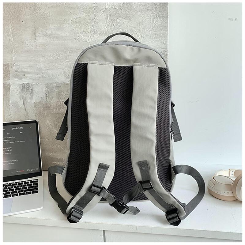 Li Shen Lightweight Outdoor Hiking Backpack