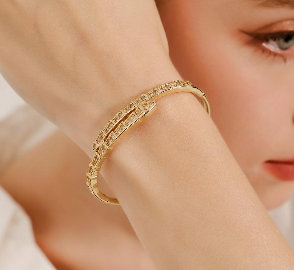 18K Gold Snake-shaped Zirconia Bracelet - European & American Design, Luxurious High-end Jewelry