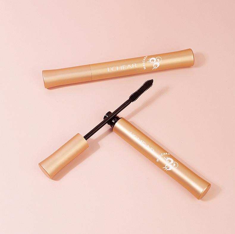 Raqi Q3337 Fine & Volumizing Feather Mascara - Beginner Friendly, Clump-Free, Natural Finish
