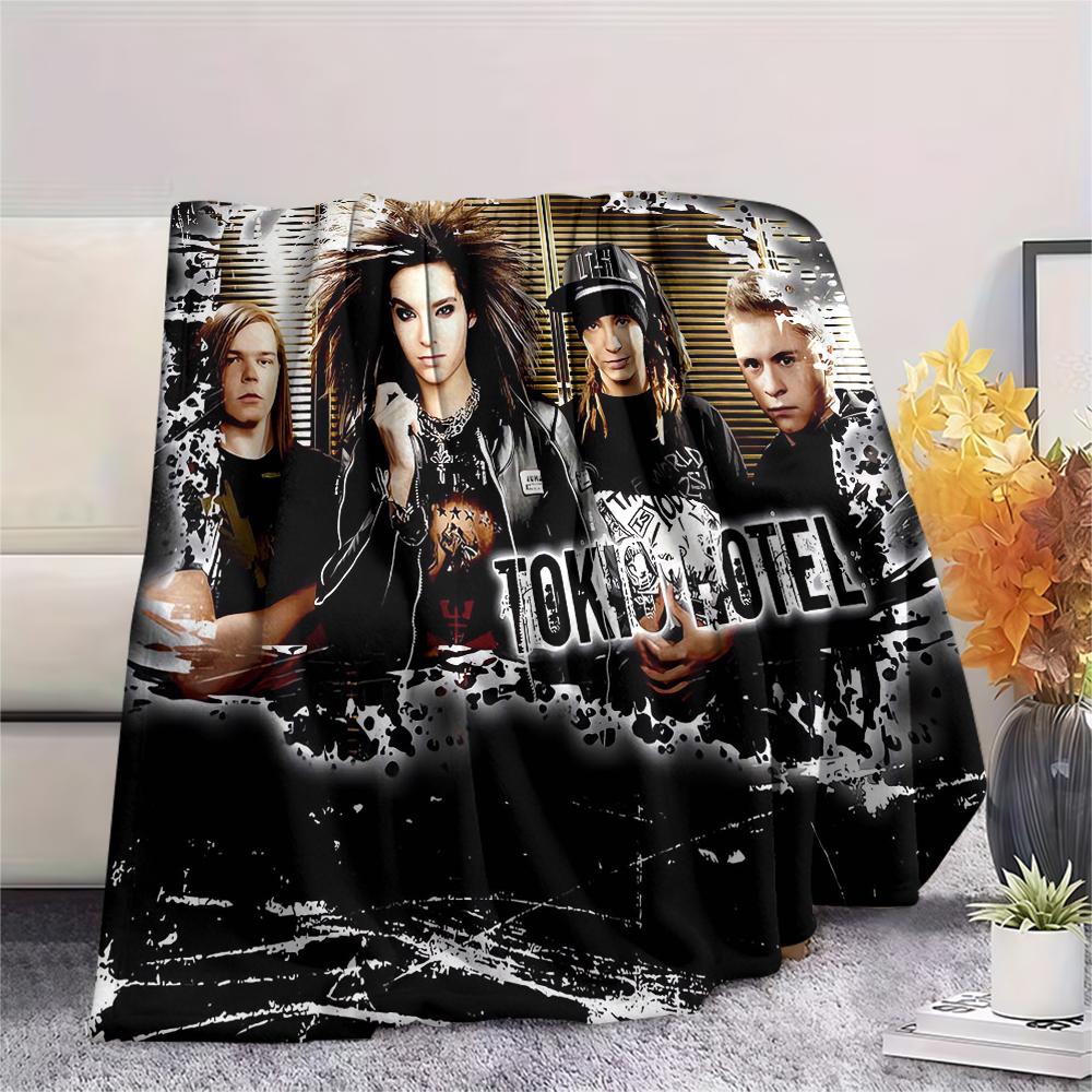 1Pc TH Band Print Flannel Blanket, High Quality Comfortable for All Seasons, Home Decor, Warmth and Comfort, Perfect for Christmas Gifts