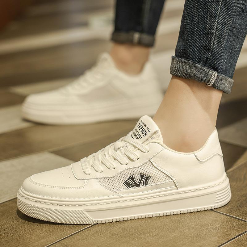 

Thick baseplate shoes men s 2025 new breathable little white shoes versatile sports and leisure board shoes men s soft sole high tide shoes 44 бежевый