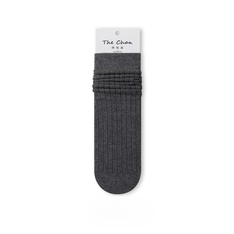 Women's Mid-calf Socks for Autumn and Winter, Solid Color Boneless Anti-pilling Pile Socks, Sweat-absorbing and Breathable Postpartum Socks