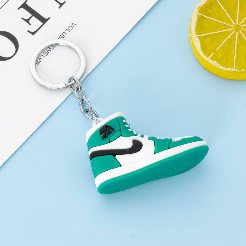 

Keychain Sneakers Pendant 3d Mini Basketball Shoe Model Decoration Gift Ring Key серый